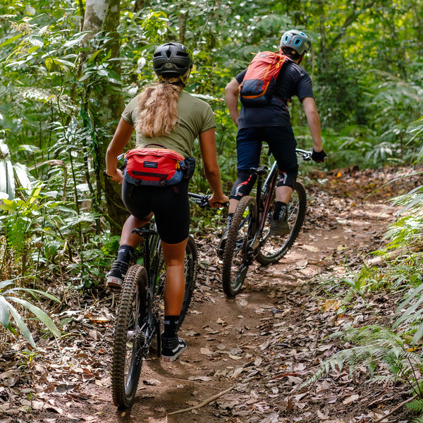 Hot Laps Hip Pack 5L - Red Tide – Dakine