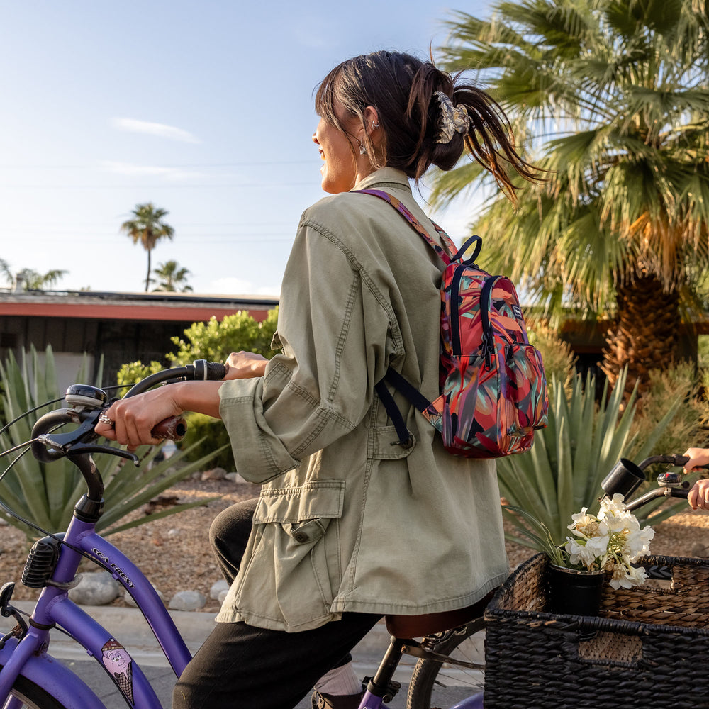 Essentials Backpack Mini 7L Essentials Backpack Mini 7L