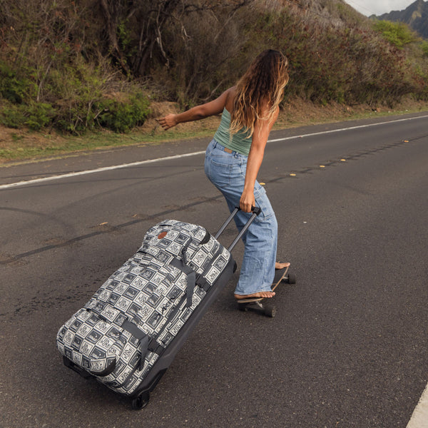 アルティーリ　バッグ Split Roller Bag 110L Hawaii - Asphalt Checker – Dakine