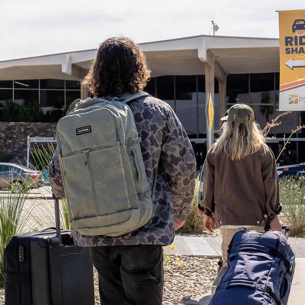 Split Adventure Backpack 38L - Mulled Basil – Dakine