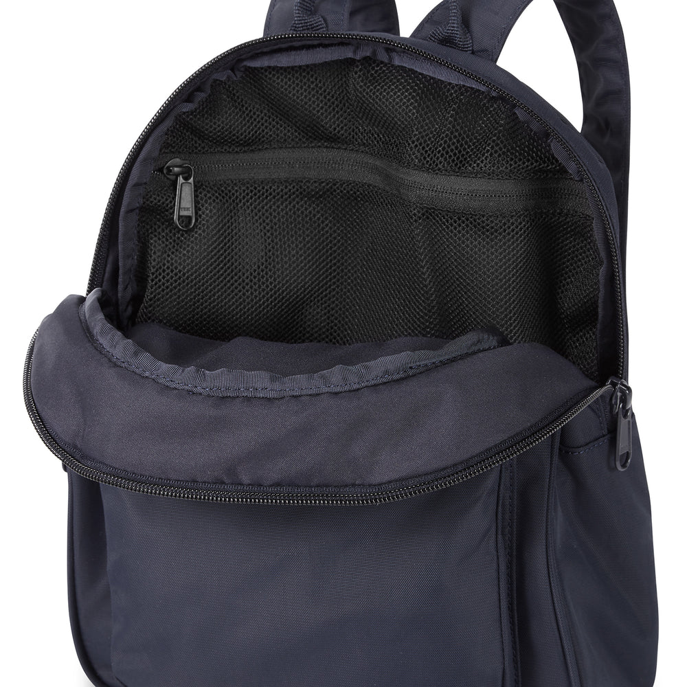 dakine essentials mini 7l backpack Essentials Backpack Mini 7L