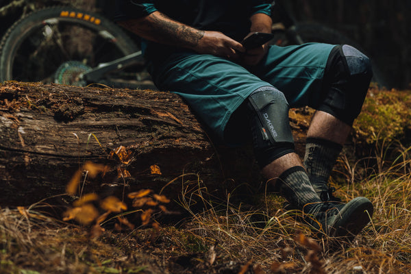 Slayer Pro Knee Pad – Dakine - Main Image